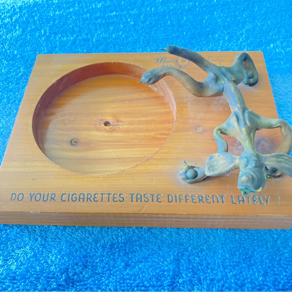 Kitschy Ashtray holder